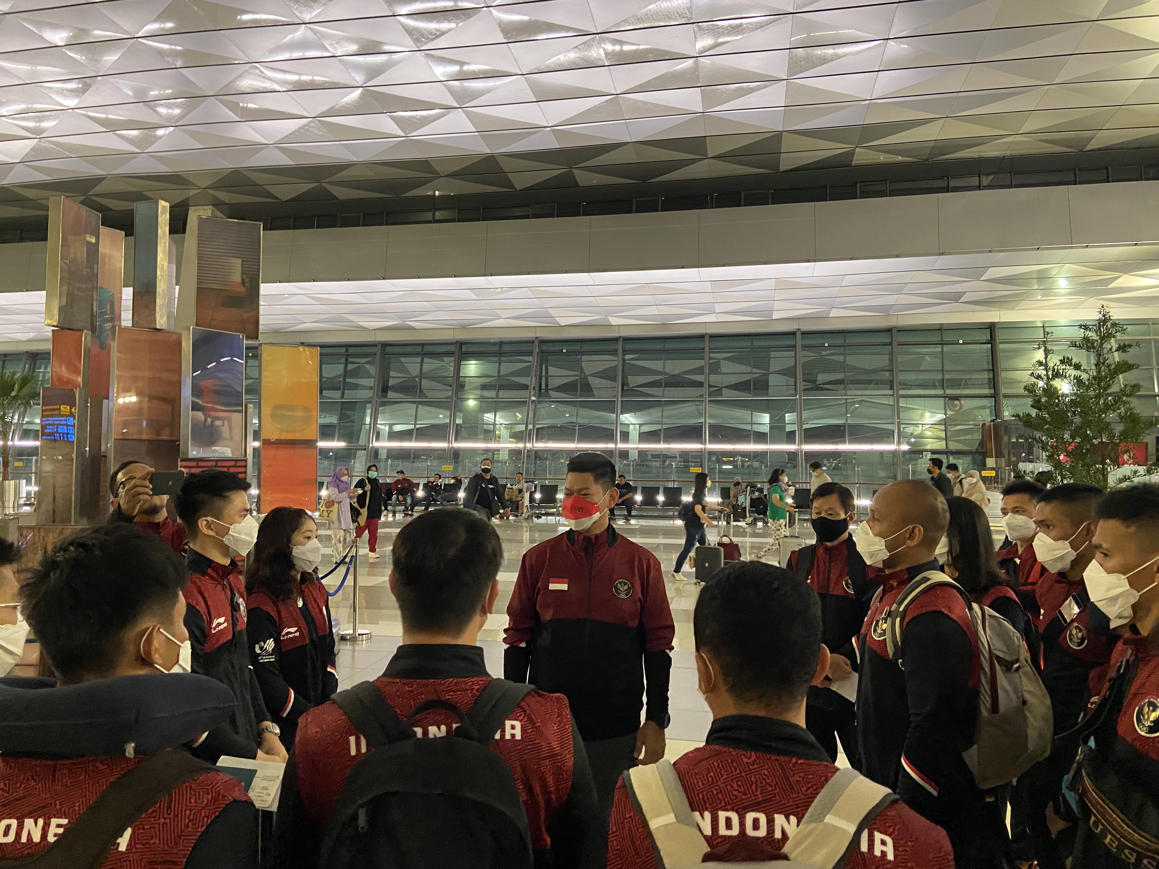 Lepas Keberangkatan Atlet ke SEA Games 2021, Ketua NOC Kirim Pesan Penting