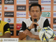 Bhayangkara FC Dipermalukan Persebaya, Ini Alasan Yeyen Tumena