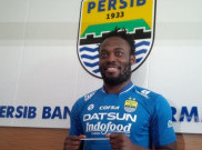 Essien Dikabarkan Terima Rp 8,5 Miliar Per Tahun di Persib