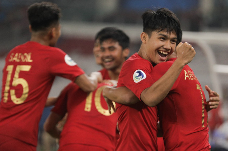Timnas Indonesia U-19 Tak Pantas Berpuas Diri Menurut Witan Sulaeman