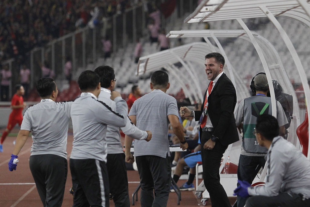 Simon McMenemy Kembali ke Bhayangkara Solo FC