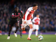 Tolak Tawaran Peminjaman, Mesut Ozil Ingin Berjuang Rebut Posisi Inti