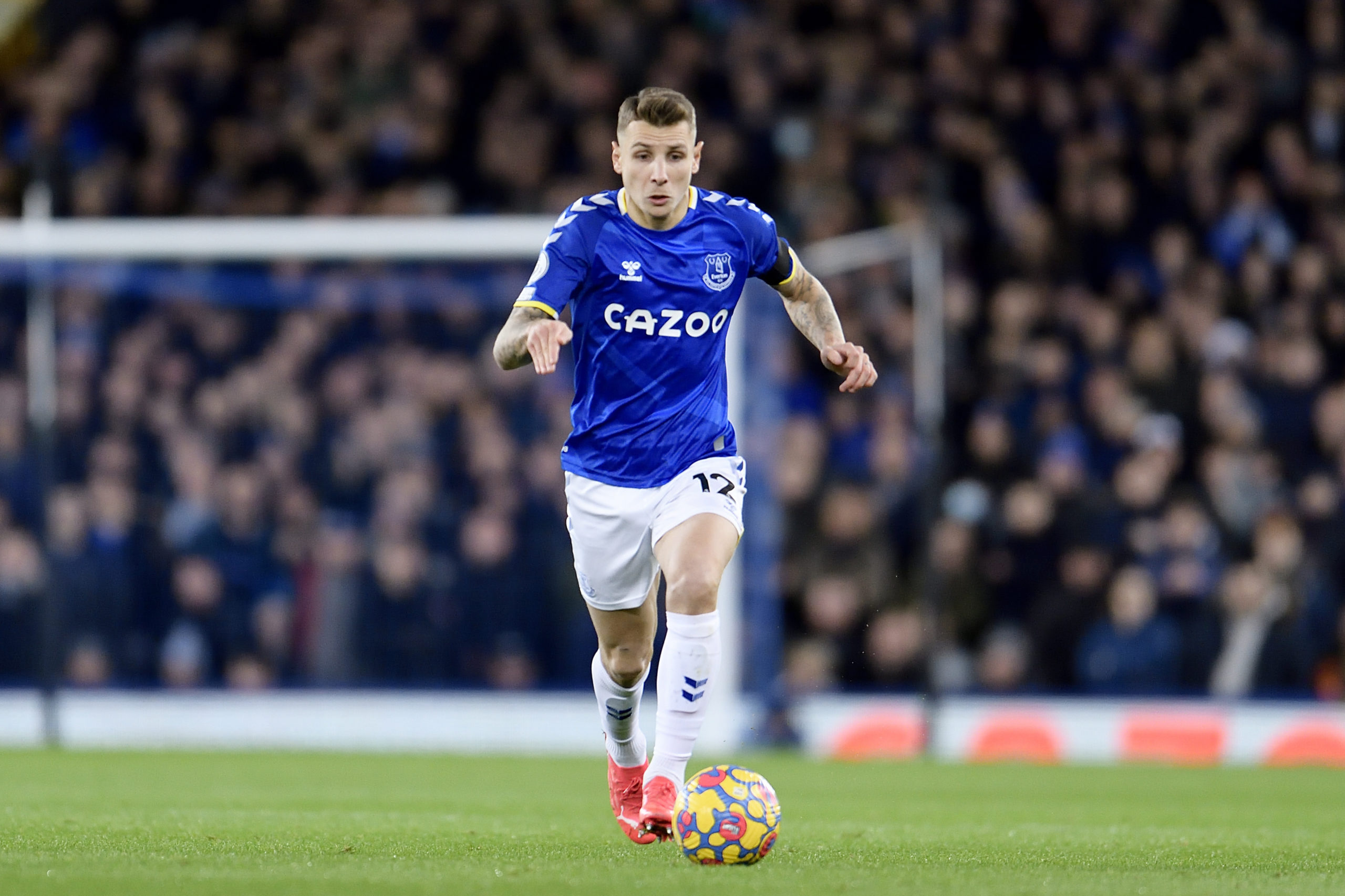 Lucas Digne Tambah Aroma Merseyside di Aston Villa