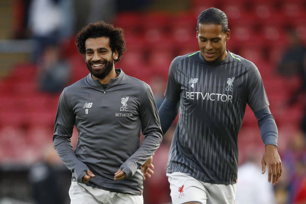 Virus FIFA, Van Dijk dan Salah Kembali ke Anfield Dalam Kondisi Cedera