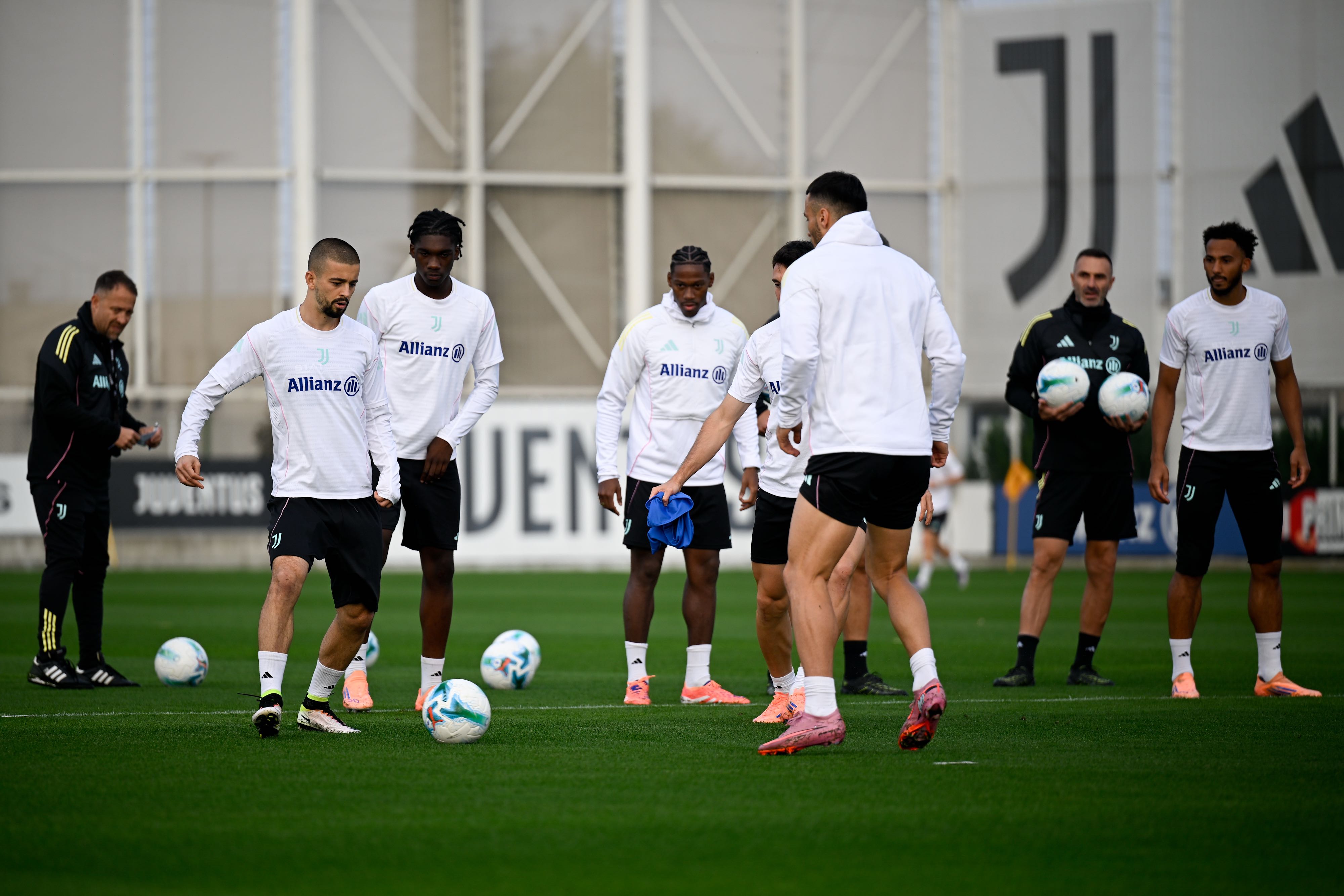 Prediksi dan Statistik Como vs Juventus: Bosan Imbang