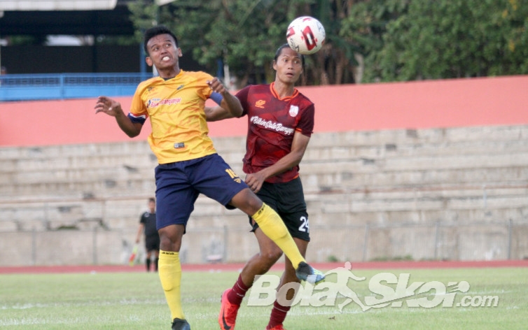 Liga 2: Pelatih Persis Solo Kritik Fisik Pemain meski Menang di Laga Uji Coba