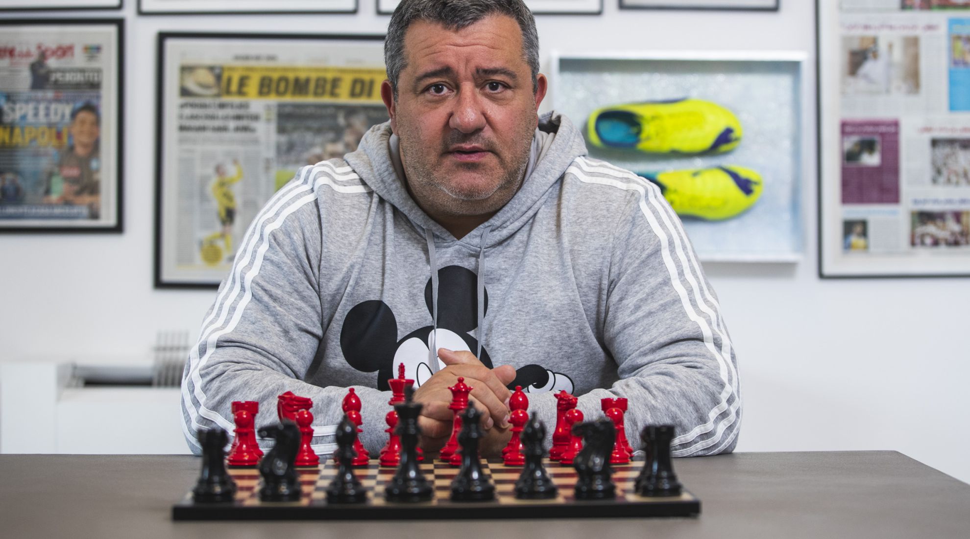 Mino Raiola Tawarkan Empat Pemain Sekaligus kepada Barcelona