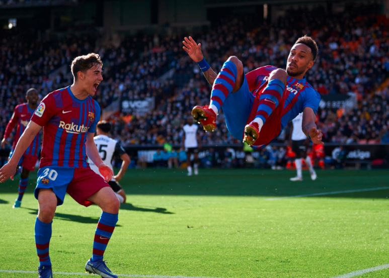 Valencia 1-4 Barcelona: Cetak Dua Gol, Aubameyang Ukir Rekor Abad 21