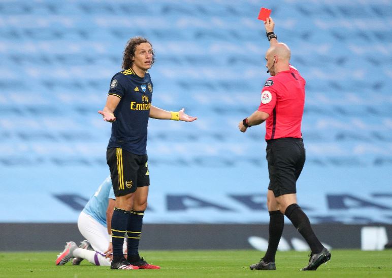Dituding Biang Kekalahan Arsenal atas Man City, David Luiz Dibela Mikel Arteta