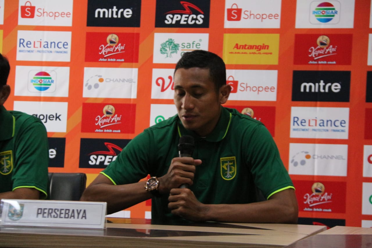 Penghakiman Djanur saat Hadapi Persipura, Pemain Persebaya Dukung Pelatih