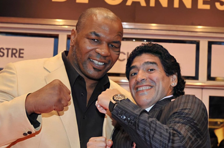Kisah Persahabatan Mike Tyson dengan Maradona, Jersey Argentina di Pengadilan