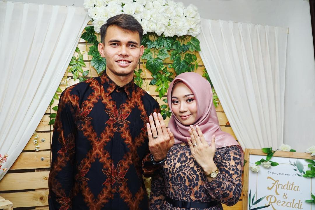 Hari Ini, Rezaldi Hehanussa Lepas Masa Lajang