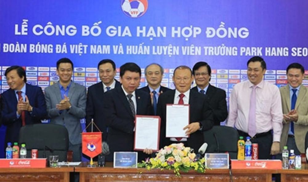 Perpanjang Kontrak, Pelatih Timnas Vietnam Park Hang-seo Terima Gaji hingga Rp701 Juta per Bulan 