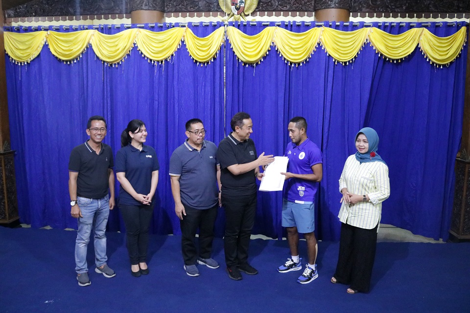 Momen Bahagia Sekjen PSSI Ratu Tisha Rayakan Ulang Tahun di Acara Syukuran PSCS