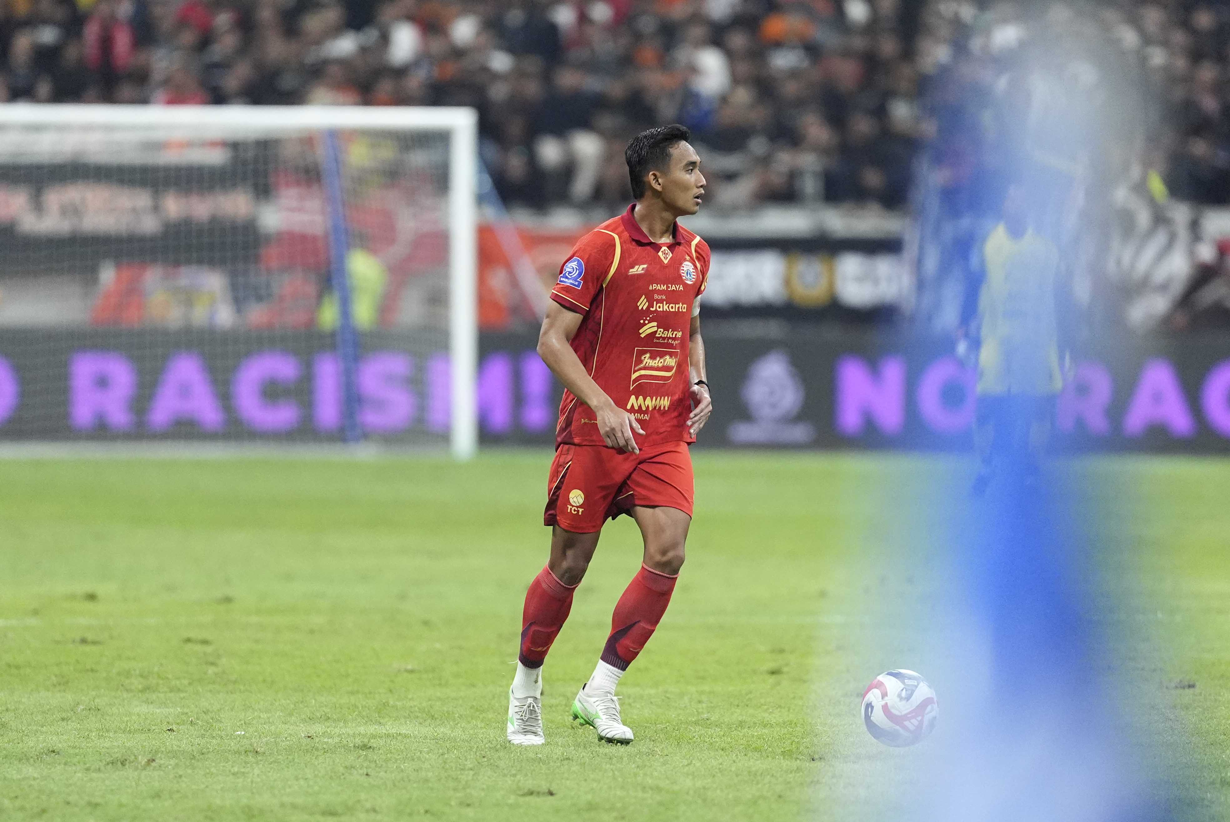 Kapten Persija Jakarta Rizky Ridho Minta Rumput JIS Diperbaiki