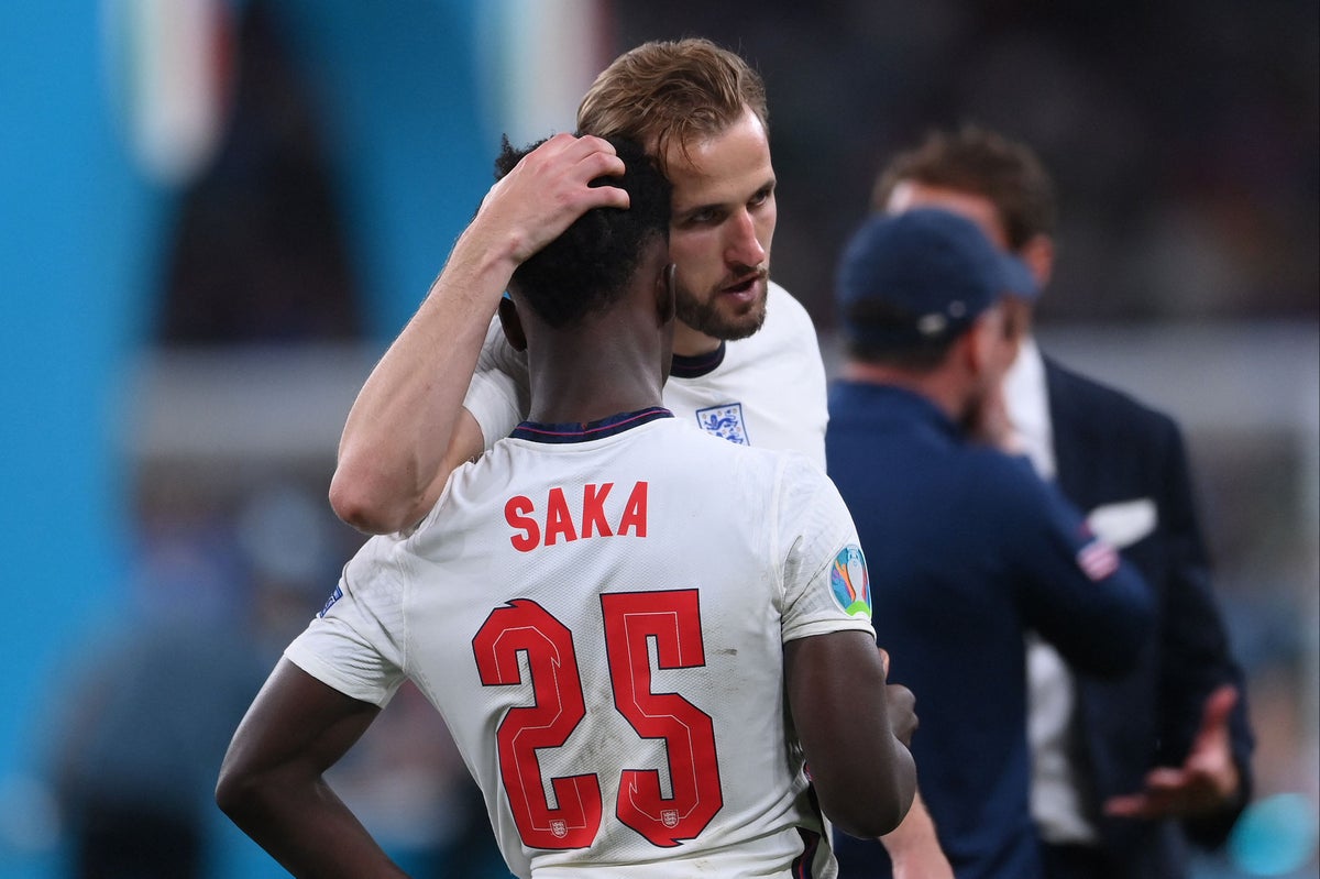 Harry Kane Tanggapi Isu Rasial