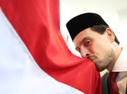 Bahagia Resmi Jadi WNI, Thom Haye Ingin Berkontribusi untuk Timnas Indonesia