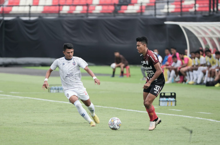 Arema FC Kalahkan Bali United Lewat Adu Penalti dalam Uji Coba Pramusim