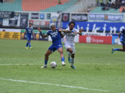 Kalah dari Persik, Kekompakan Persib Disorot Luis Milla