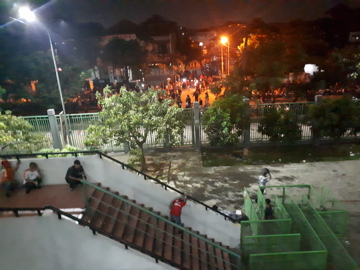 Persija Vs Selangor FA Rusuh, Mobil Gede Widiade Jadi Korban
