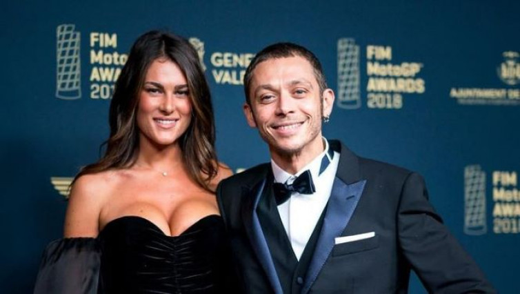 Sudah Berusia 40 Tahun, Valentino Rossi Masih Belum Berniat Menikah