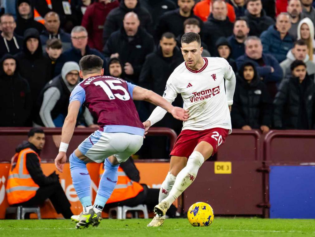 Prediksi dan Statistik Aston Villa Vs Manchester United: Villa Park Bersahabat untuk Red Devils