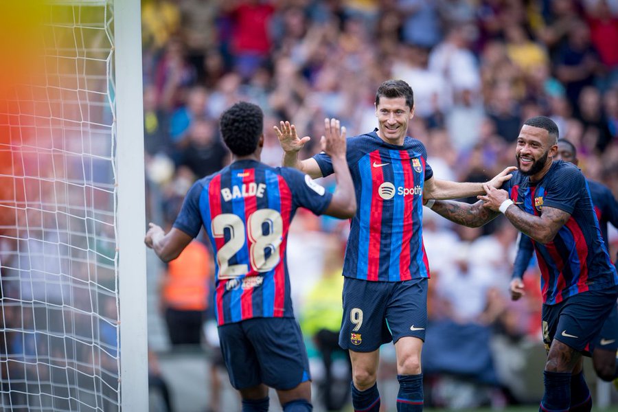 Barcelona 3-0 Elche: Unggul Jumlah Pemain, Blaugrana Menang Telak