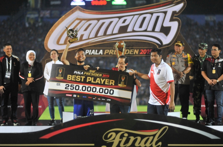 Hamka Hamzah Enggan Pusingkan Kontroversi Gelar Pemain Terbaik Piala Presiden 2019