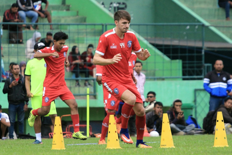 Pavel Smolyachenko Tak Masalah Jalani Ramadan Pertama di Indonesia