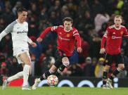 Kisah Unik Robbie Savage: Jadi Komentator Debut Sang Anak di Manchester United