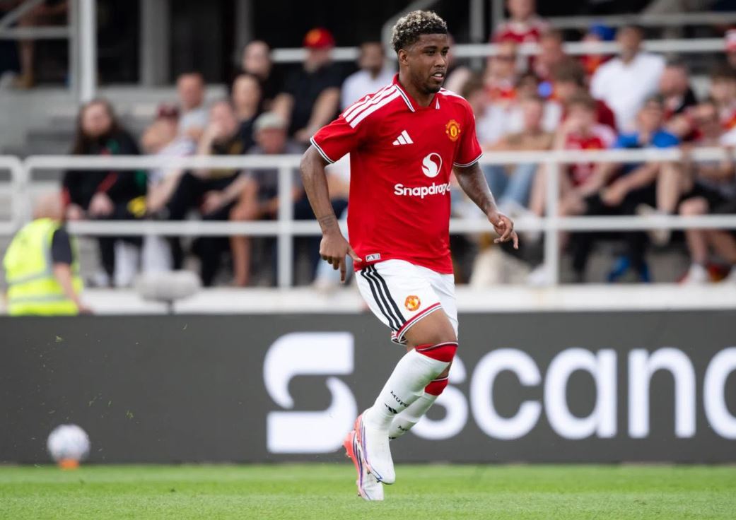 Debut Positif Andrey Santos dengan Manchester United