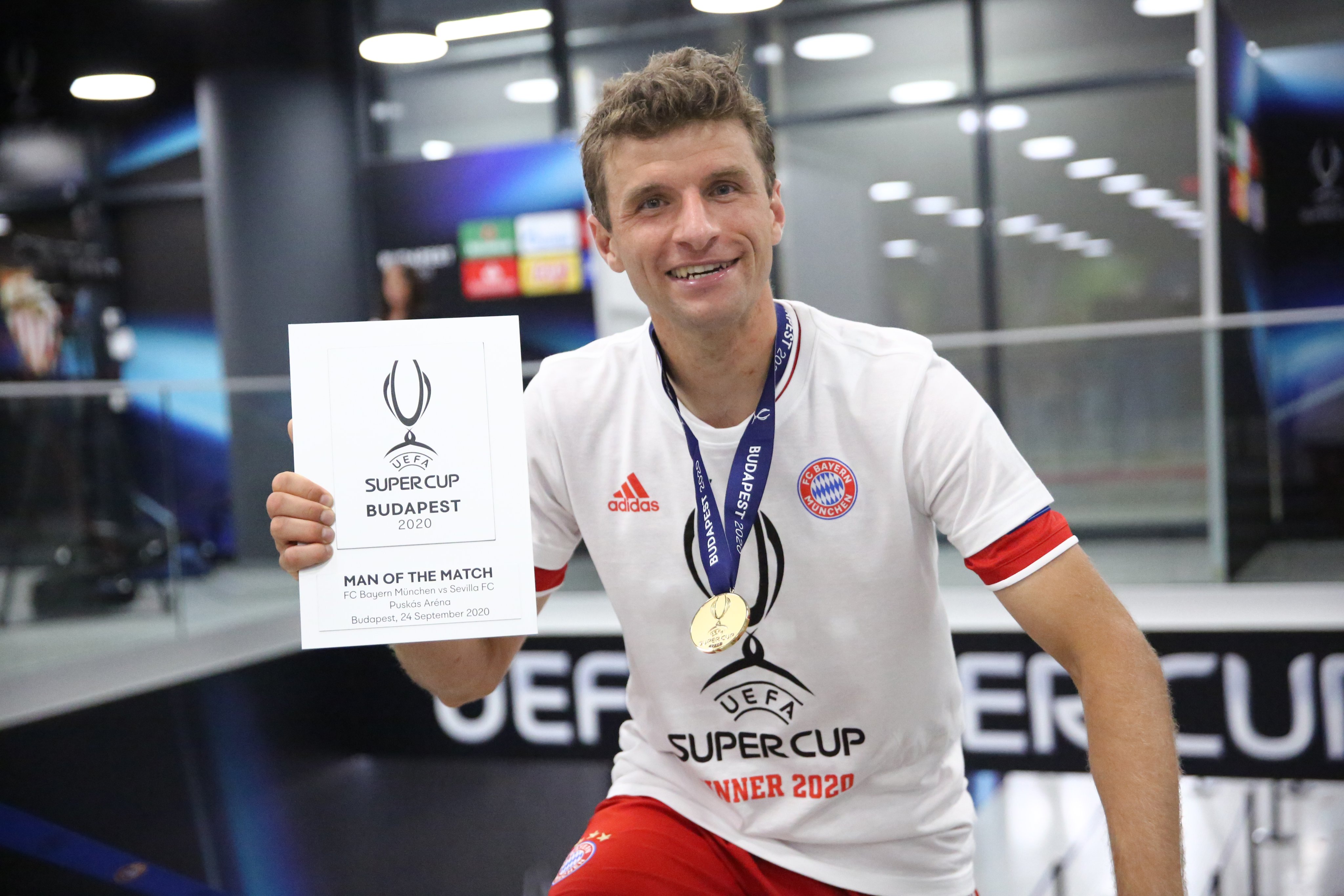Thomas Muller Segera Rebut Status Pesepak Bola Tersukses Jerman