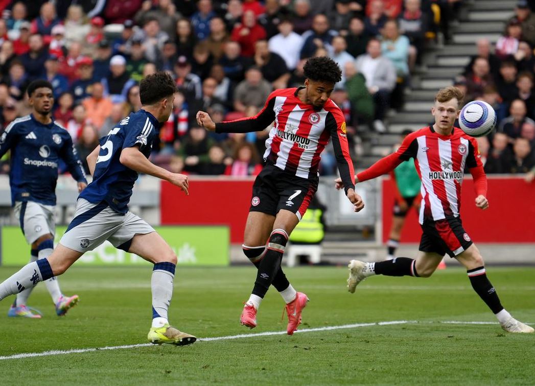 Hasil Premier League: Tumbang 3-4 di Markas Brentford, Manchester United Telan Kekalahan Ke-16