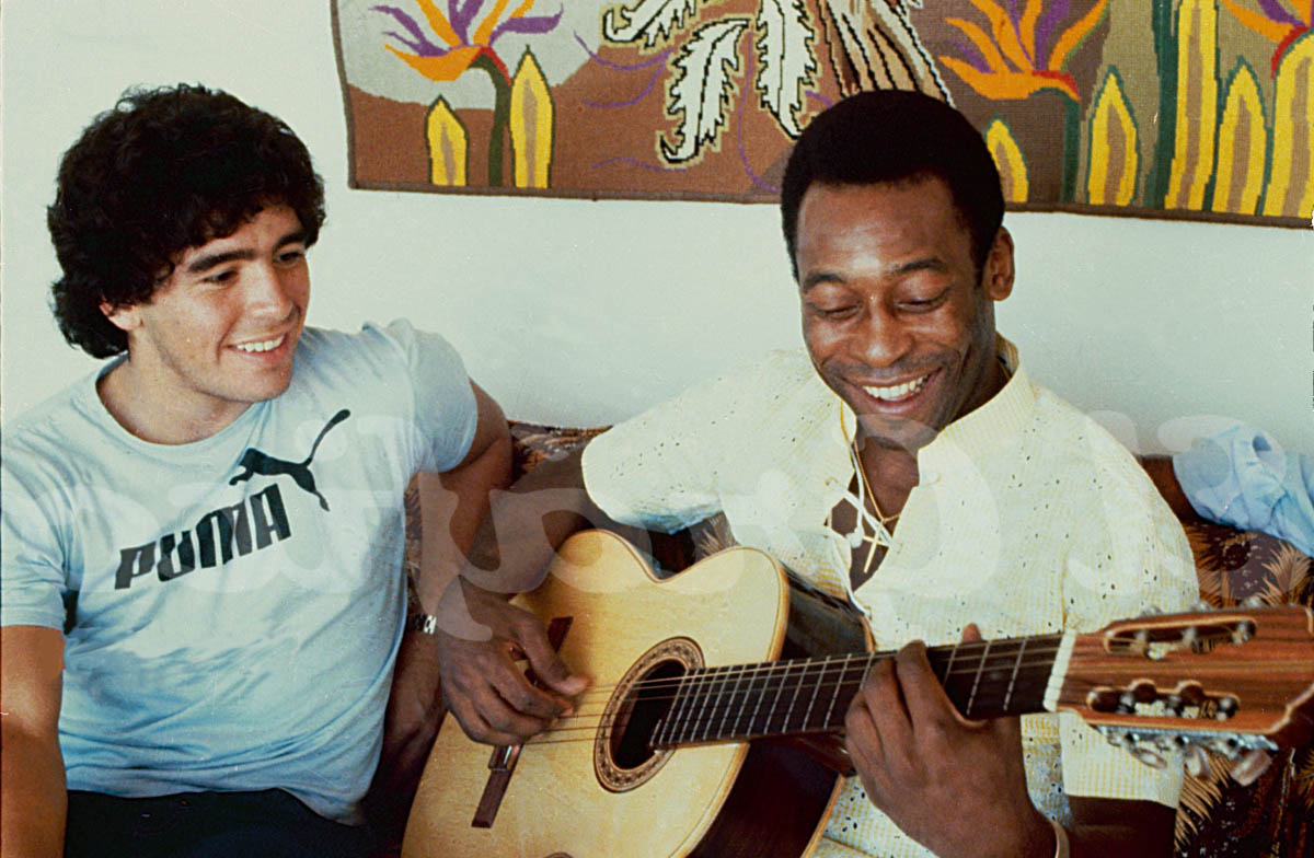 Maradona Meninggal Dunia, Pele: Semoga Bisa Bermain bersama di Surga