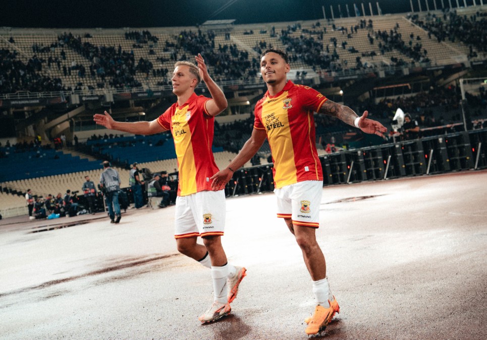 Rapor Apik Dean James dan Calvin Verdonk pada Matchday 2 Liga Europa 2025-2026