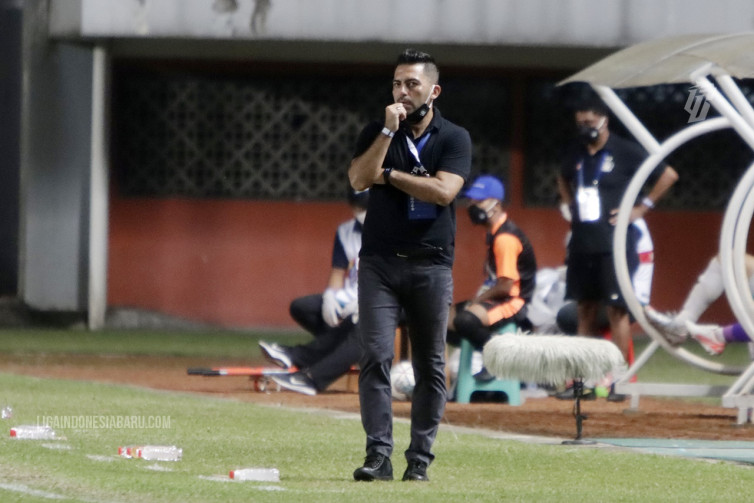 Javier Roca Bicara soal Playmaker Baru Persik Kediri Renan Silva