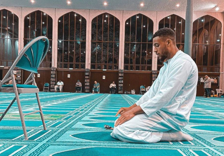 Makna Ramadan bagi Pesepak Bola Muslim di Eropa