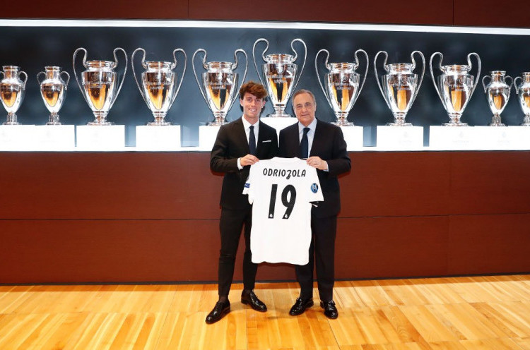 Florentino Perez Sambut Rekrutan Anyar Real Madrid