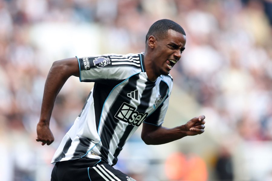 Liverpool Siap Pecahkan Rekor Transfer demi Alexander Isak, Hugo Ekitike Jadi Alternatif