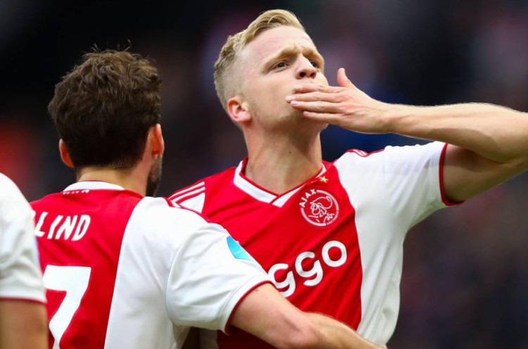 Selain Hakim Ziyech, Chelsea Juga Disarankan Rekrut Van de Beek dari Ajax