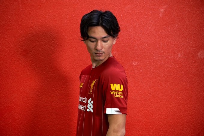 Resmi Gabung Liverpool, Takumi Minamino Targetkan Gelar Premier League dan Liga Champions