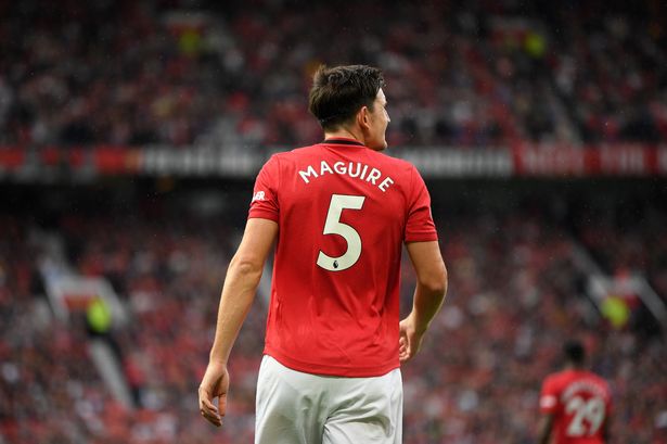 Maguire Bidik Ban Kapten Manchester United