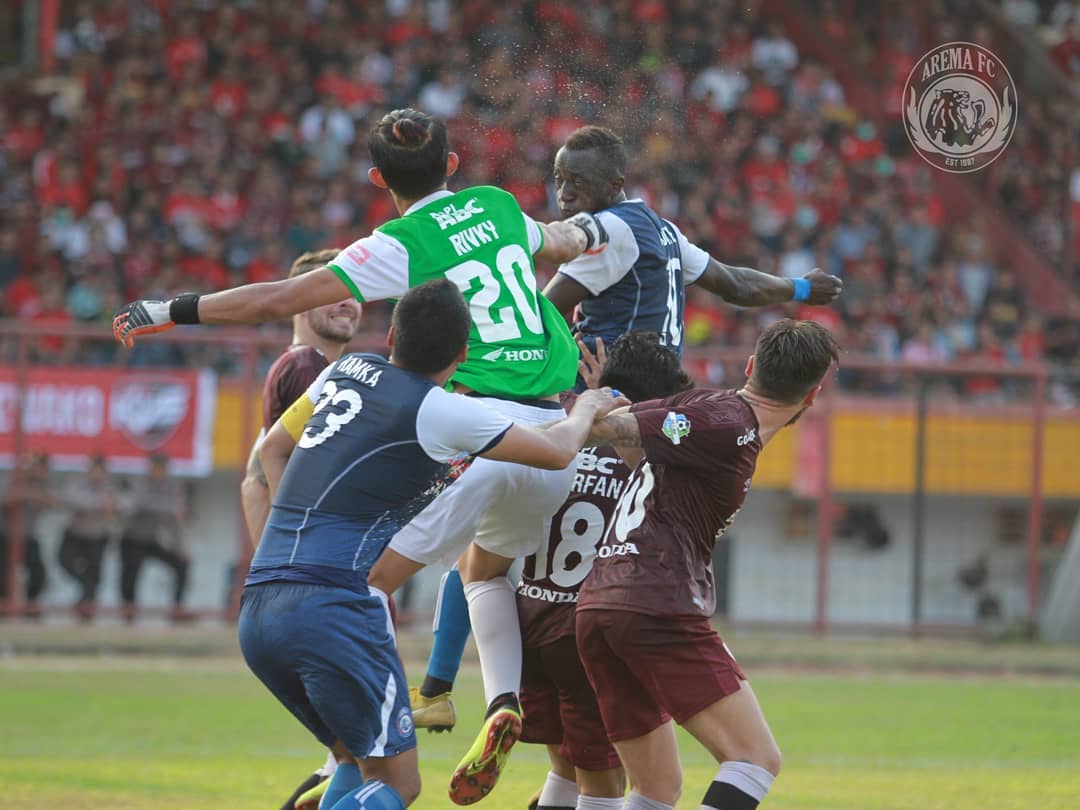 PSM Makassar 2-1 Arema FC, Pasukan Ramang Samai Poin Persib Bandung