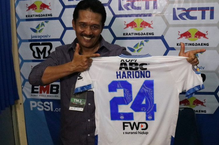 Piala Indonesia 2018: Jaya Hartono Dapat Kado Spesial dari Penggawa Persib Bandung