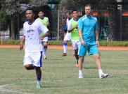 Puji Persebaya, Pelatih Persib Miljan Radovic Lihat Peluang Menang