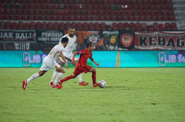 Persija Dikalahkan Madura United, Riko Simanjuntak Tunjukkan Sikap Kesatria
