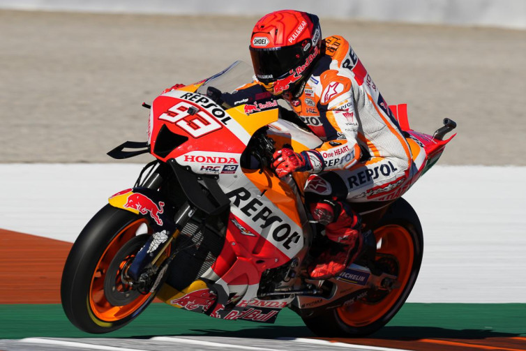Marc Marquez Bantah Dikontrak Secara Gratis