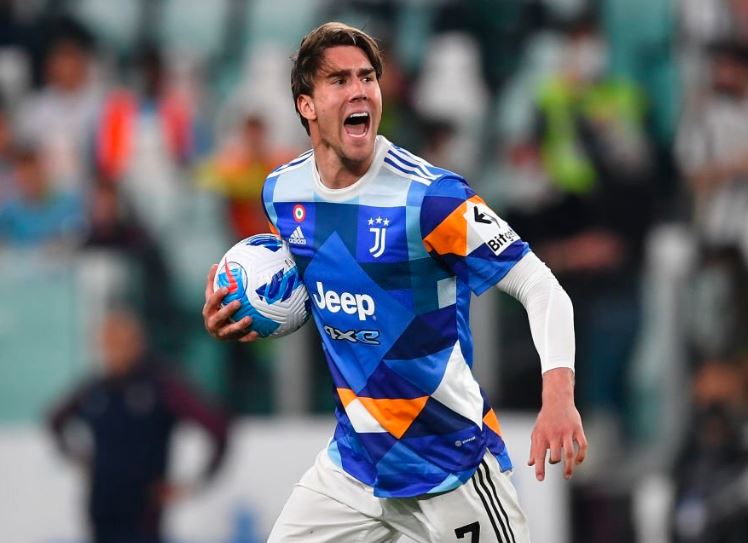 Bologna Nodai Pencapaian Dusan Vlahovic di Serie A