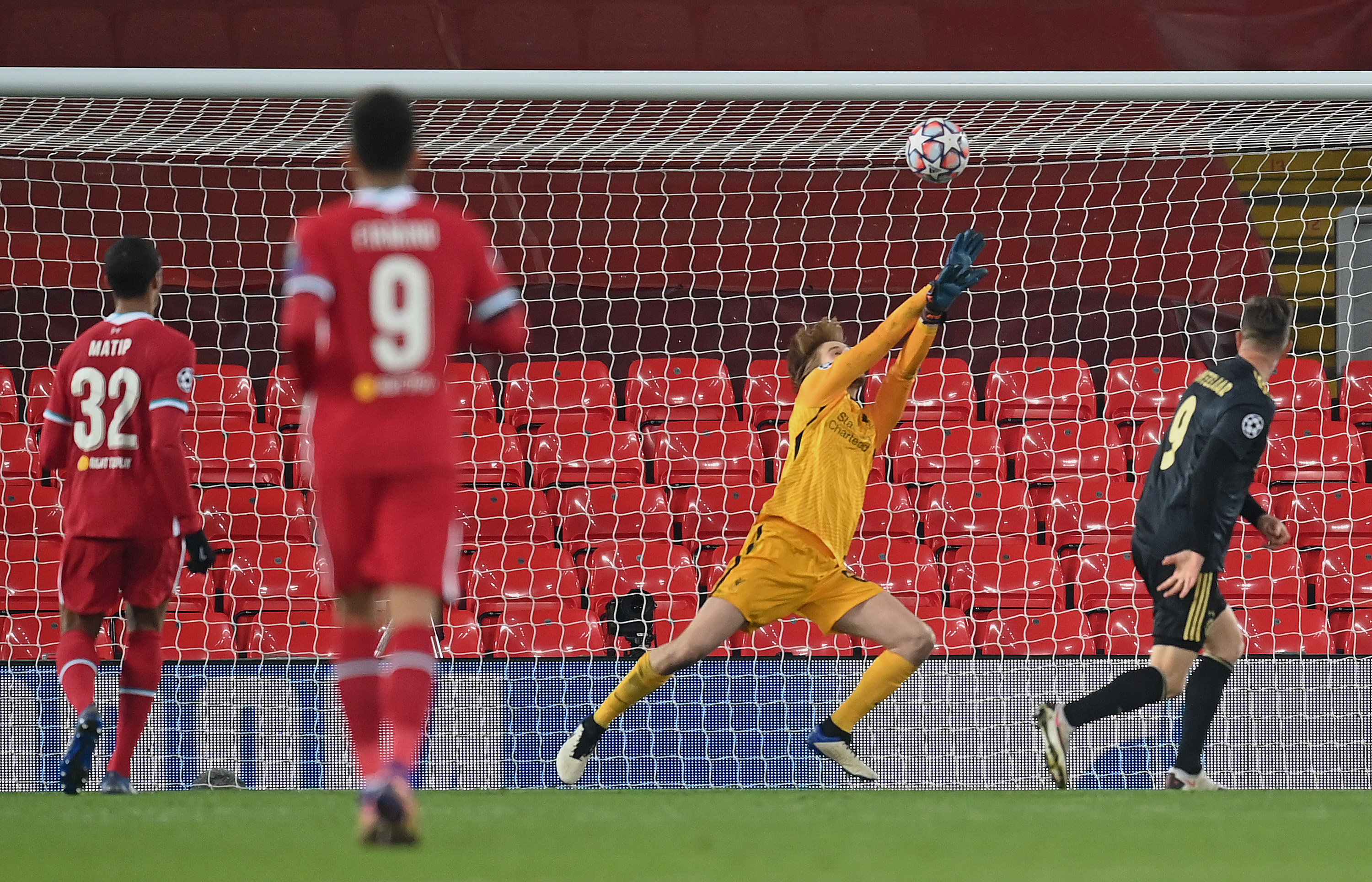 Liverpool 1-0 Ajax Amsterdam, Kilau Pemain Muda The Reds