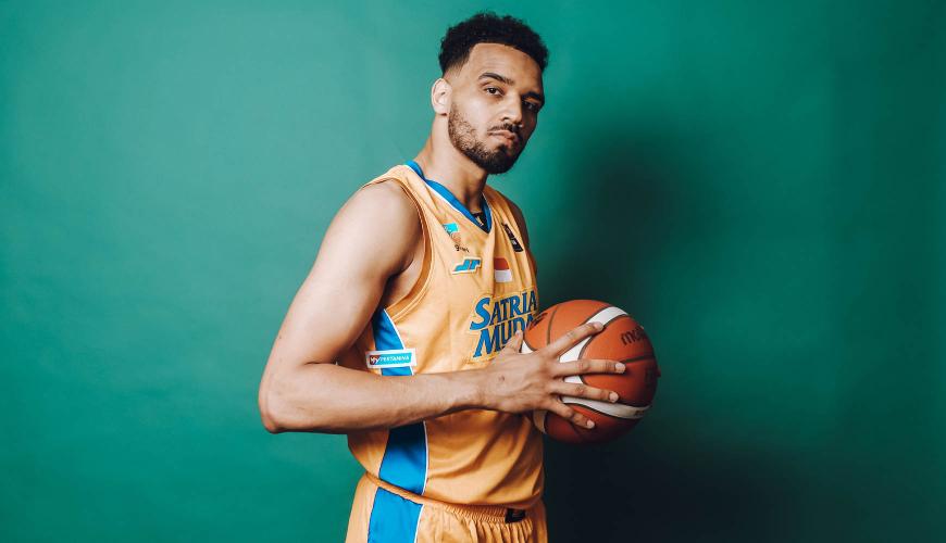 Demi Tampil Kompetitif di Babak Play-Off, Satria Muda Pertamina Rekrut Penggawa Timnas Basket Prancis